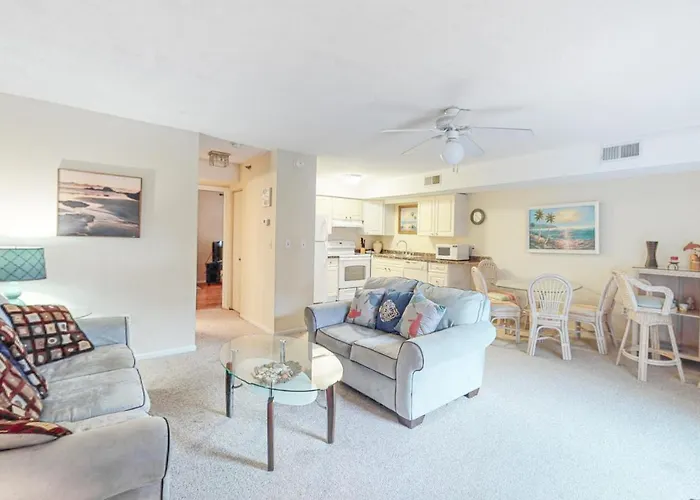 Sandalwood 203b Apartment